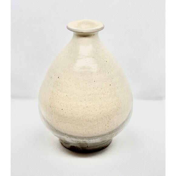 Petite Japanese Ceramic Vase – Cream White Glaze - Picture 8 of 13